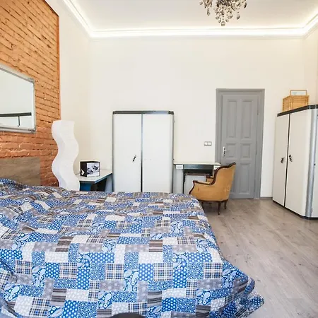 N42 By Small Apartament *